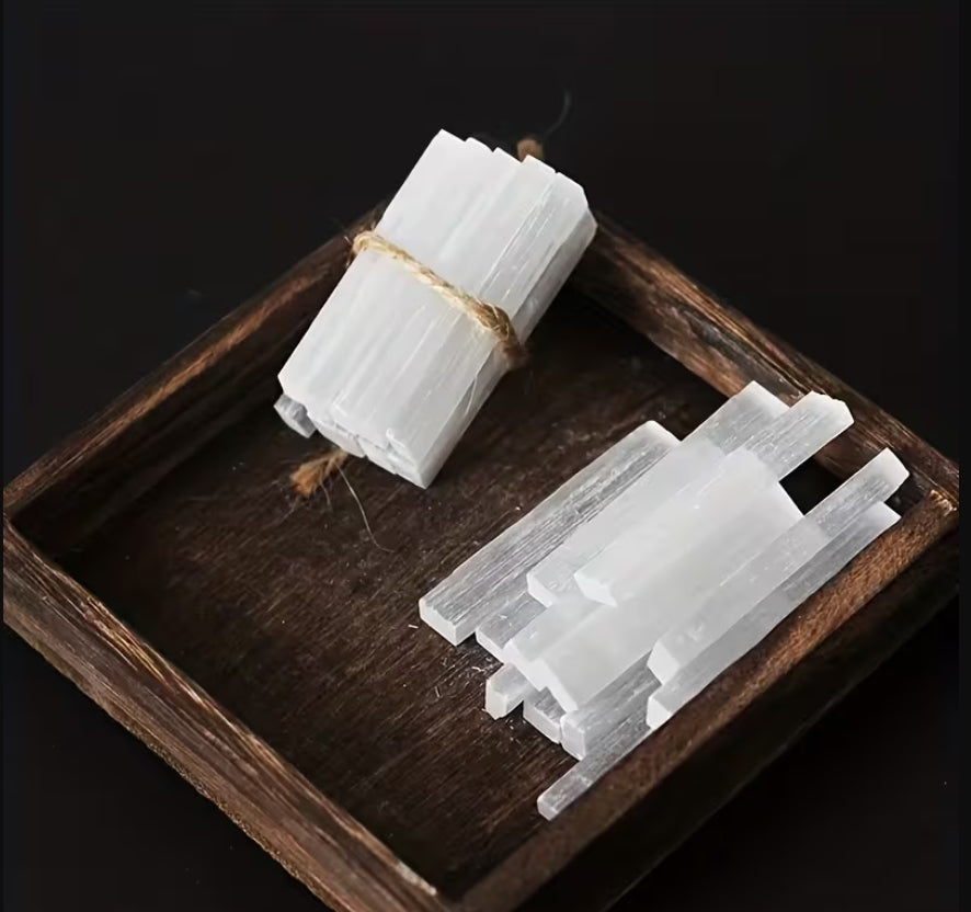 Selenite Crystal Bundle — Altar, Ritual & Sacred-Space Stones | Morrigu Star
