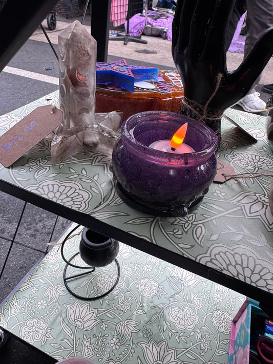 Purple hand-finished mini cauldron with shimmering finish and LED tealight display