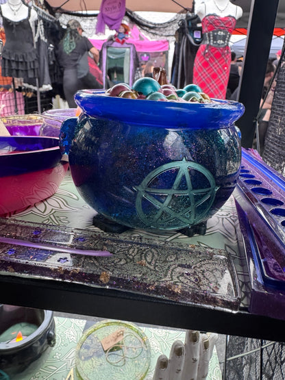 Hand-finished open cauldron ritual vessel with pentacle emblem and deep blue-black finish by Morrigu Star